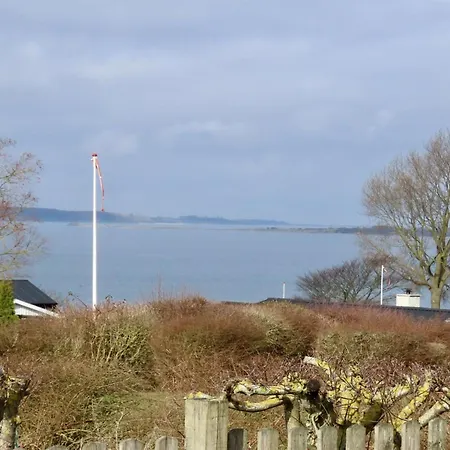 Ilkka - 220m From The Sea By Interhome *
