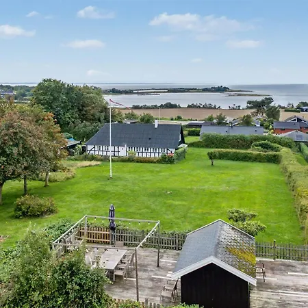 Ilkka - 220m From The Sea By Interhome Vakantiehuis *